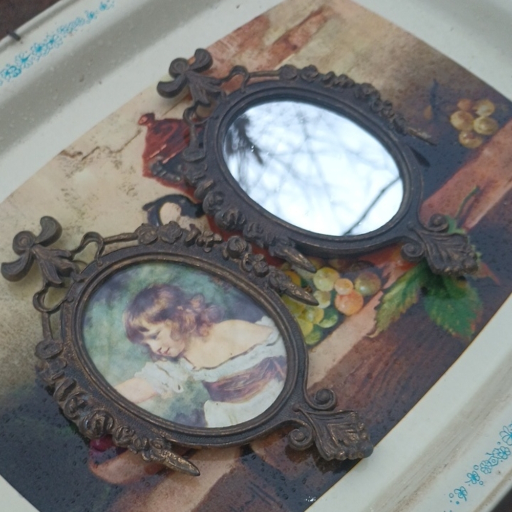 Vintage (2) Brass Oval Wall Decor